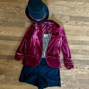 Women’s ringmaster costume